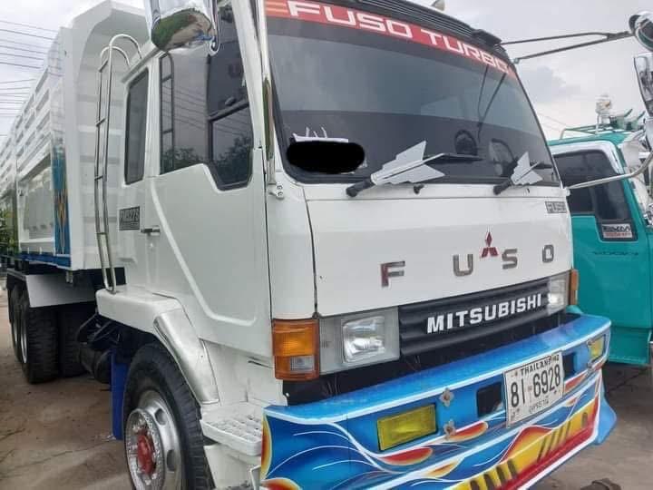 Mitsubishi Fuso ปี 2001 2