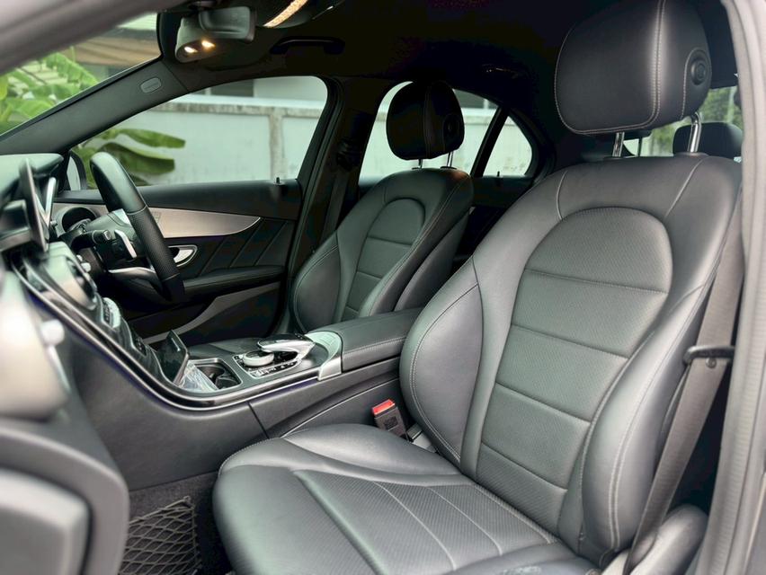 Mercedes Benz C300e AMG Sport ปี 2020  ไมล์ 8x,xxx km 14