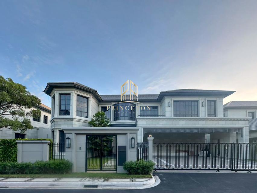 NARASIRI Krungthep Kreetha Super Luxury Residence on a Prime Location 2