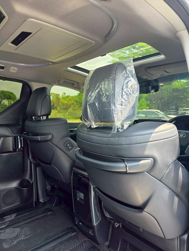Toyota ALPHARD 2.5SC PACKAGE  สีขาว ปี 2023 ไมล์ 40,000 กม. รูปที่ 13