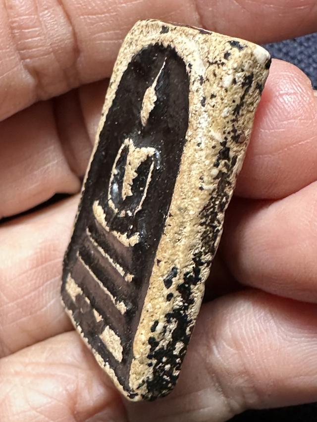 สมเด็จพิมพ์ใหญ่ ลงรักเก่าเดิมเนื้อแก่มวลสาร