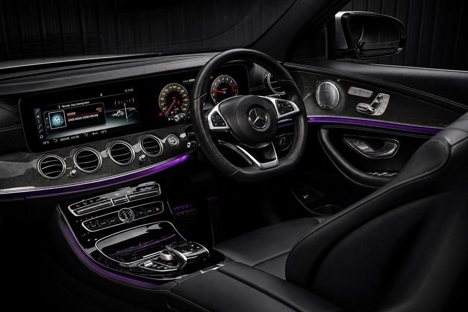Mercedes Benz E350e AMG Dynamic Plug-in Hybrid 2018 เครื่องยนต์ เบนซิน 4 สูบ 2,000 cc. 299 แรงม้าไมล์ 63,xxx km - Warranty 1 year รูปที่ 6