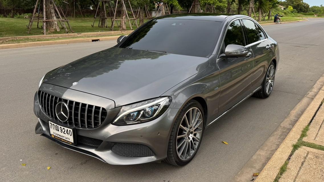 (แจ้งรหัสรถ TPV9240) 🎊 Mercedes-Benz C350e AMG Dynamic ปี 2017🎊 รูปย่อยที่ 2