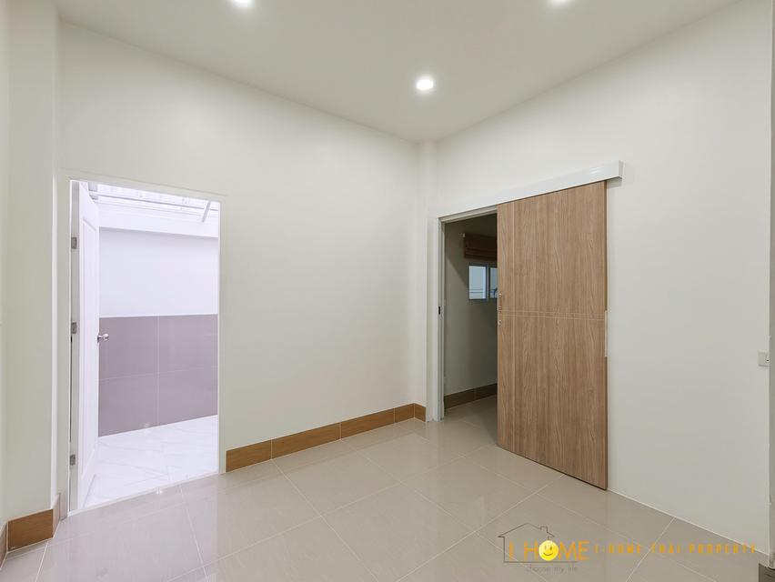 🏡 บ้านเดี่ยว 2 ชั้น [3 นอน 3 น้ำ + ห้องแม่บ้าน] ใกล้นานาชาติ Unity Concord และตลาดเจริญเจริญ Spacious 2-Storey House for Rent [3 Beds 3 Baths 2