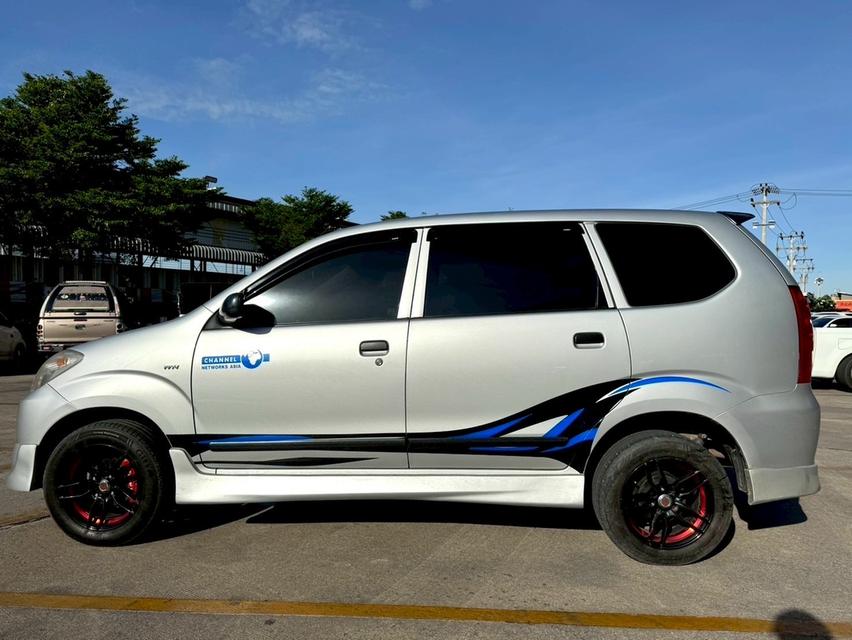 Toyota Avanza 1.5 E ปี2011ราคา 158,000บาท ขายสด รูปที่ 6