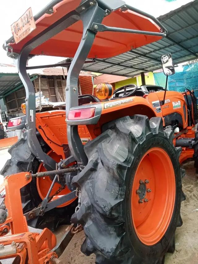 ส่งต่อรถไถ Kubota ราคาเบาๆ  10