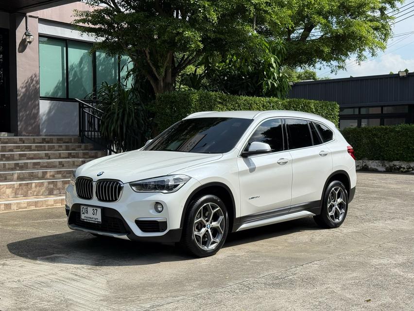 2020 BMW X1 20D ( 190 แรงม้า ) รถมือเดียวออกป้ายแดง รถวิ่งน้อย เข้าศูนย์ตามระยะ รถไม่เคยมีอุบัติเหตุครับ