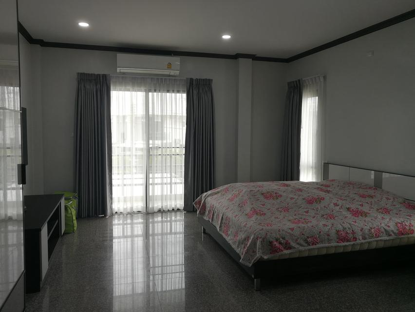 บ้านเดี่ยว บ้านฟ้าปิยรมย์ โครงการเลคแกรน้ด 12