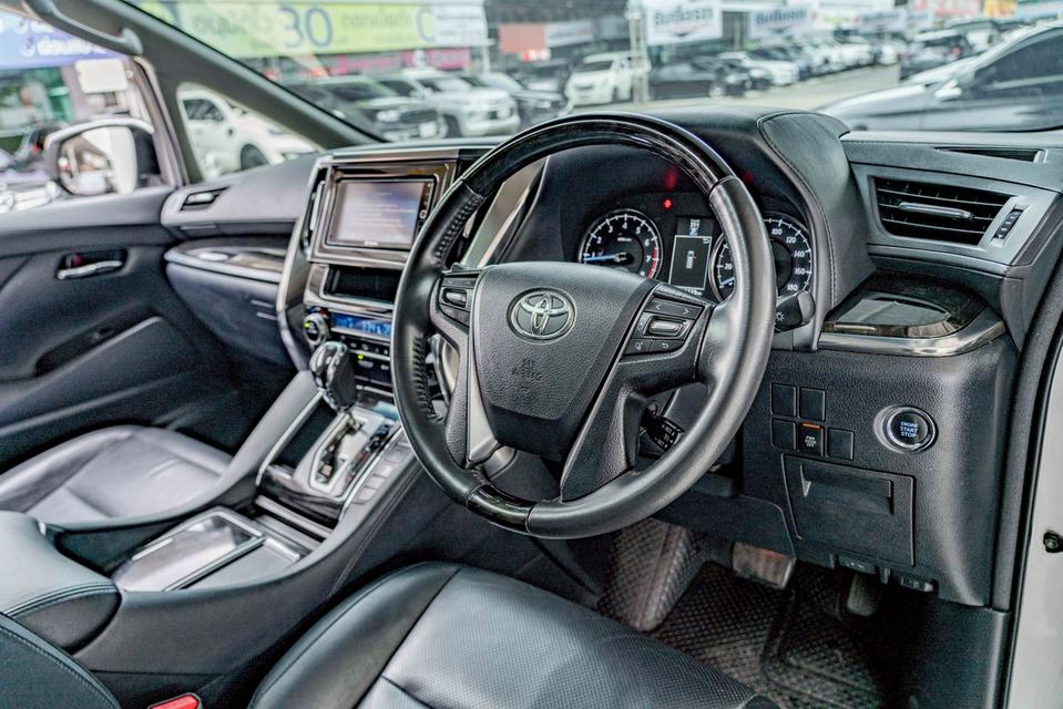 รหัสรถ NP2379 TOYOTA VELLFIRE 2.5V 2016 13