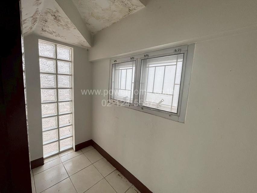 หมู่บ้านธัญญาภิรมย์ รังสิต-คลอง 10 ใกล้ตลาดพรธิสารคลอง 10 ถนนรังสิต–นครนายก ต.บึงสนั่น อ.ธัญบุรี จ.ปทุมธานี 13