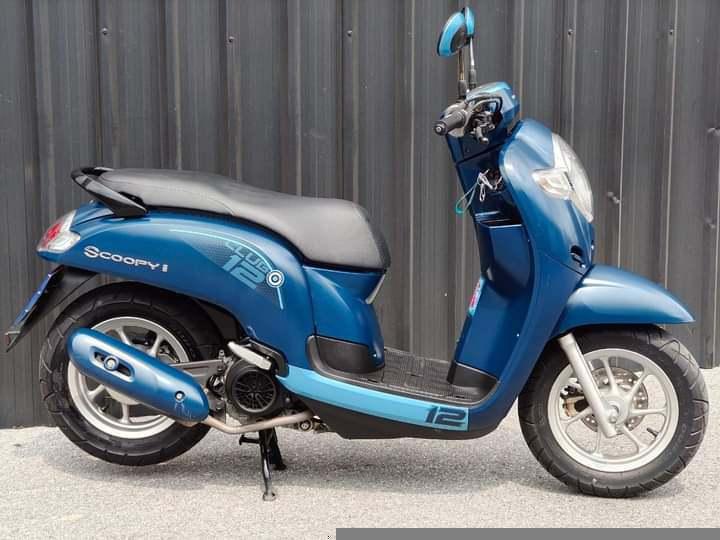 ขายรถมอเตอร์ไซค์ Honda scoopy สีฟ้าดำ 2