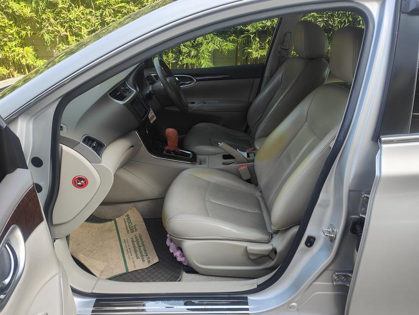 Nissan Sylphy 1.6 V AT ปี 2014 9