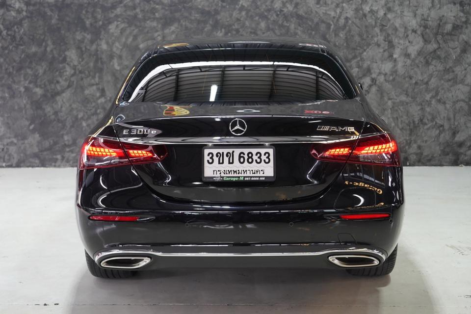 รหัสรถ JRS6833 Mercedes Benz 300e ปี 2022