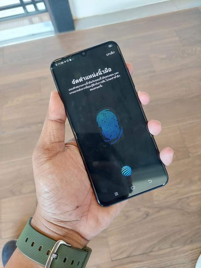 Vivo V11 มือสองมีตำหนิจอแตกนิดเดียว 3