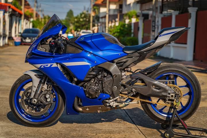 ขาย Yamaha R1 สุดเท่ 3