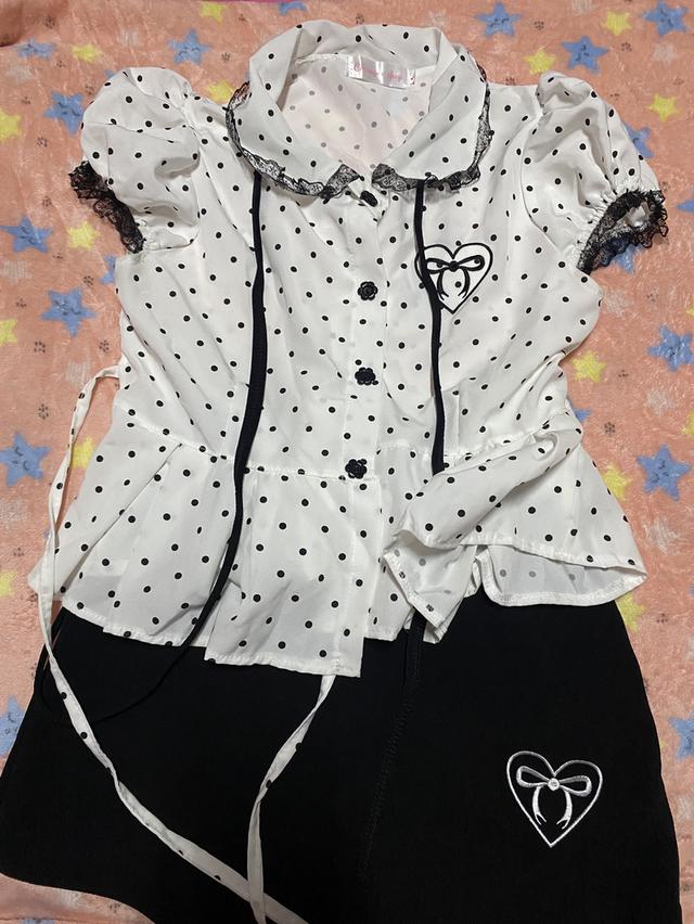 ชุดเซตลายจุด