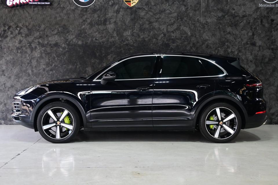 รหัสรถ JRS9431 Porsche Cayenne E Hybrid 2019 รูปย่อยที่ 1