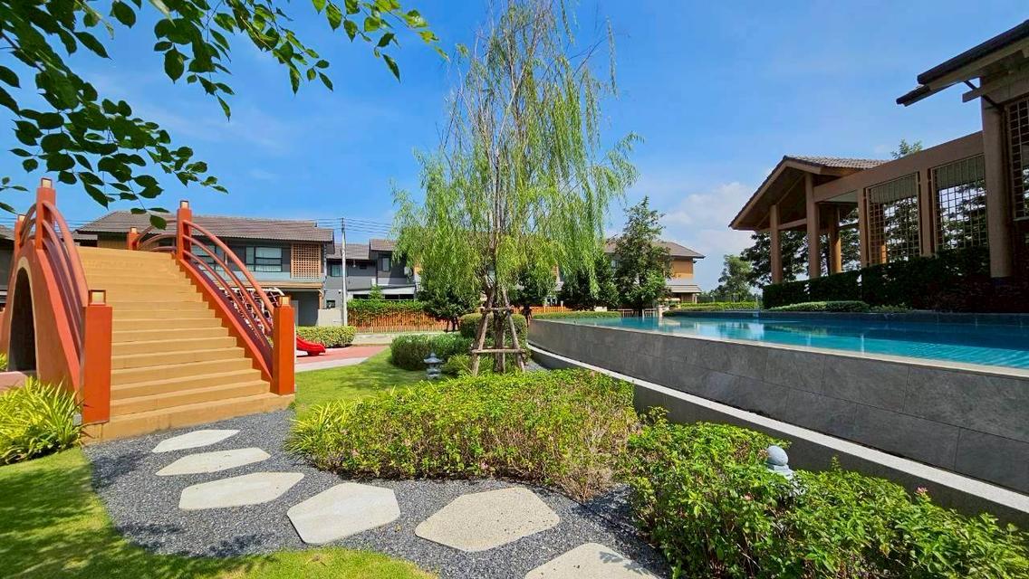 ทำเลหนึ่งเดียวในโครงการ!  บ้านเดี่ยว อณาสิริ รังสิต หลังริมติดสระว่ายน้ำ  4 นอน 4 น้ำ แต่งครบ พร้อมอยู่ ทำเลทองนี้หาไม่ได้อีกแล้ว 4