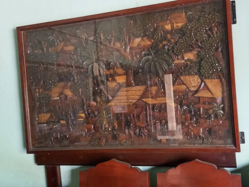 แผ่นไม้สักแกะสลัก ประดับฝาผนัง (บ้านทรงไทย) รูปที่ 6