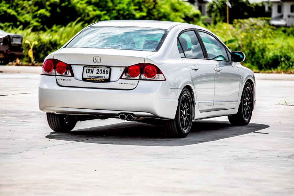 Honda Civic Fd 1.8E ปี 2009 สีเทา เกียร์ออโต้ 7