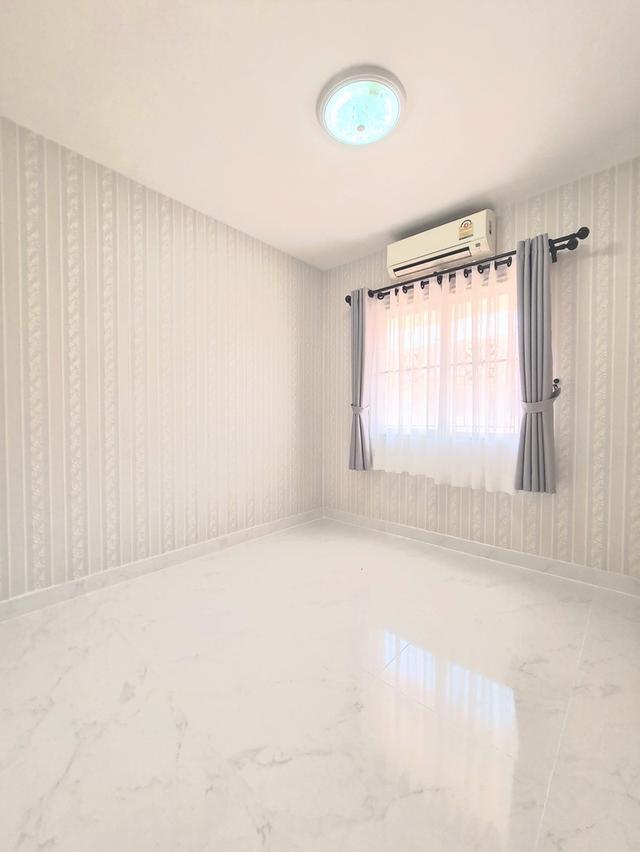 หมู่บ้านพฤกษาC 12