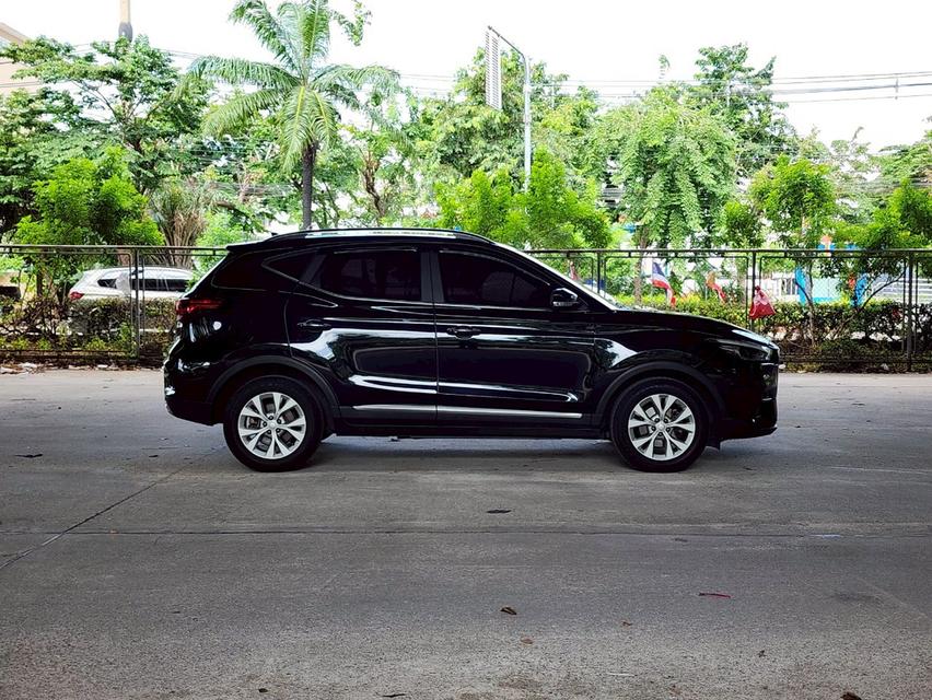 ขายรถ MG ZS 1.5D ปี 2021 สีขาว เกียร์ออโต้ 8