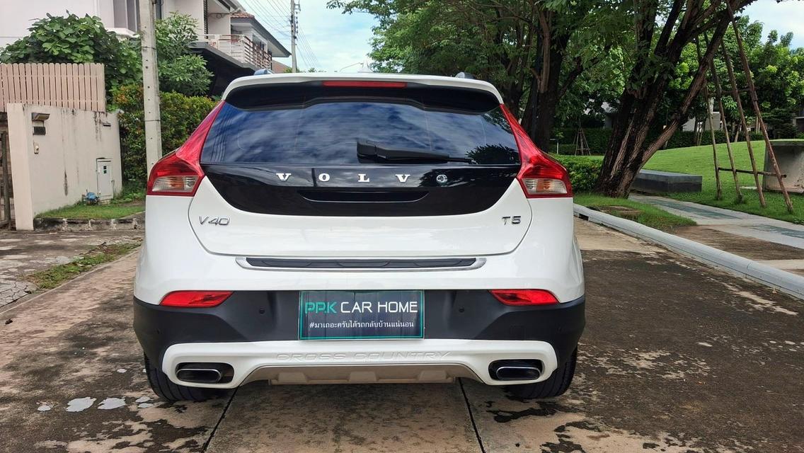 ปี2015 Volvo V40 Cross Country T5 ไมเนอร์ TOP สภาพสวย มือเดียว รูปที่ 6