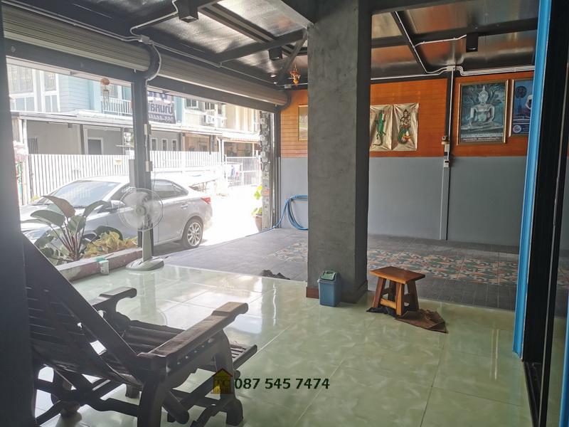 ขายทาวน์เฮ้าส์ 30 ตรว. พฤกษา 15 บางพลี-ตำหรุ ต่อเติมเต็มทั้ง 2 ชั้น ใกล้นิคมฯ บางปู ไปแพรกษา-สุขุมวิทได้ 11