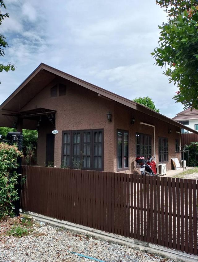 3 ห้องนอน 2 ห้องน้ำ - บ้านถนน สันโค้งหลวง ซอย 6, รอบเวียง, หมู่ที่ 4, เชียงราย 57000, ประเทศไทย📣 ขายบ้านเดี่ยวพร้อมอยู่ ใจกลางเมืองเชียงราย!📍  7