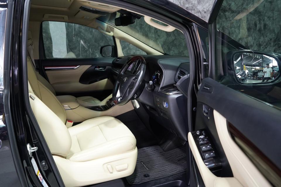 รหัสรถ JRS2813 Toyota Alphard 2.5 ไฮบริดตัวท็อปเบาะมิกกี้ ปี 2016 มือเดียว 7