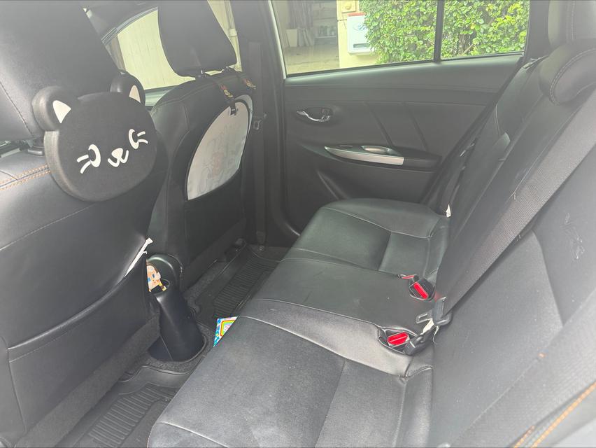 Yaris 2014 9