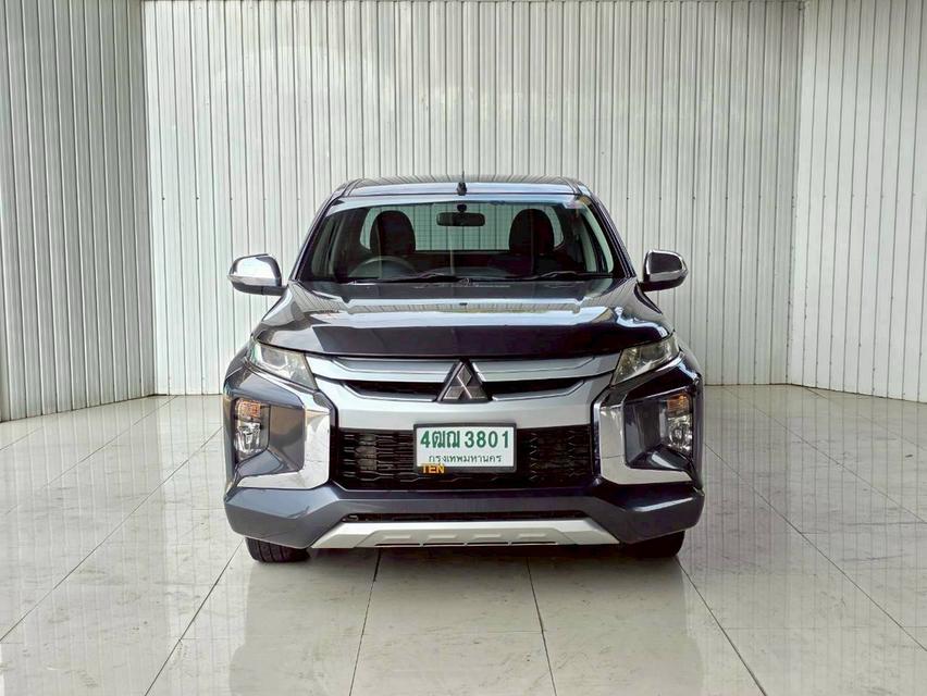 MITSUBISHI TRITON 18-23 2.5 GLX ปี 2020 สีเทา MT โฉม MEGA CAB รูปที่ 2