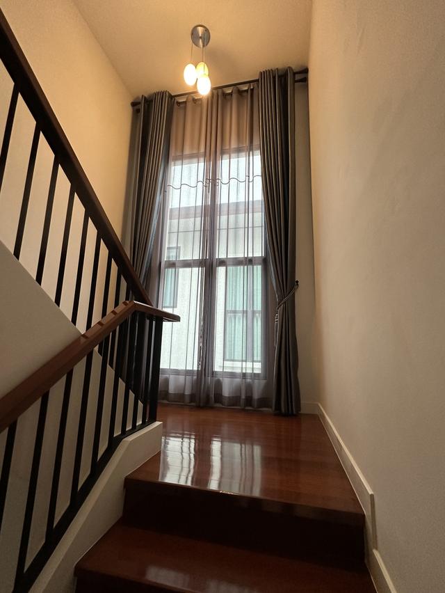 ขาย…บ้านเดียว สองชั้นตกแต่งเรียบร้อย หมู่บ้านวิสดอมกรีนทาวน์ 2 เพชรเกษม 69 ถนนเลียบคลองภาษีเจริญฝั่งใต้ เข้าออกบ้านง่าย อยู่ ซอย 2 6