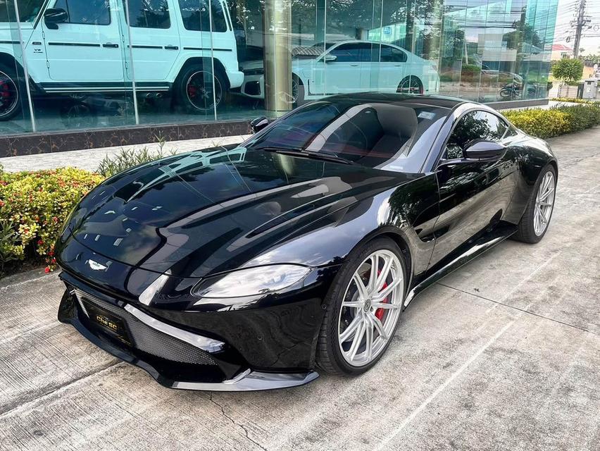 ASTON MARTIN VANTAGE V8 2020 สีดำ มีคันเดียวหาอยู่ด่วนครับ