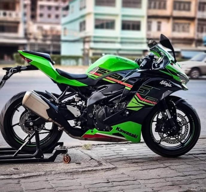 ขายด่วน Kawasaki Ninja ZX-25R  5