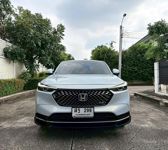 Honda HRV eHEV RS Top สีขาวซันไลท์ ปี23✨มือเดียวป้ายแดง ไมล์ 47,xxx โล เข้าศูนย์ทุกระยะ สีเดิมทั้งคัน 2