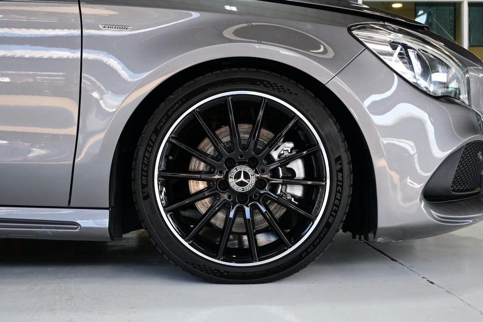 (แจ้งรหัสรถ JRS4487) ⚡ 🚘 BENZ CLA 250 AMG NIGHT EDITION ปี 2019รถมือเดียวป้ายแดง ประวัติศูนย์ทุกระยะ รูปที่ 18