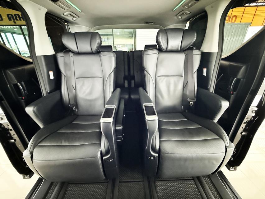  Toyota Vellfire 2.5 CVT (ปี 2019) Wagon AT 11