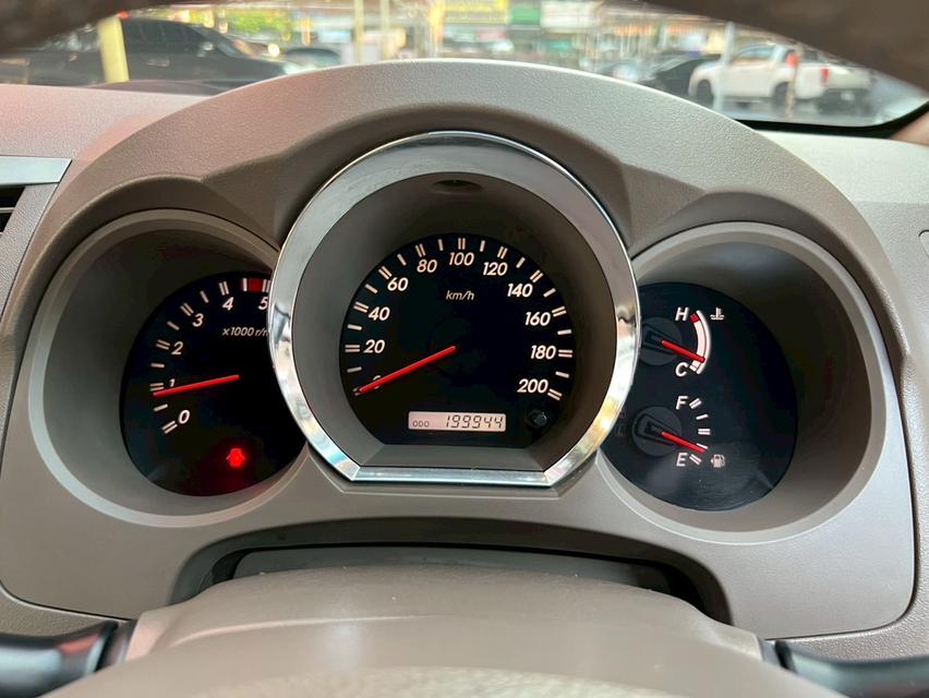 TOYOTA FORTUNER 3.0V A/T 4x4 ปี 2005 รถมือเดียว เลขไมล์น้อย สภาพสวยพร้อมใช้ เครื่อง/เกียร์/ช่วงล่างสมบูรณ์ รถสะอาด รูปที่ 11