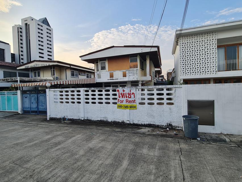 ให้เช่าบ้านเดี่ยวทำเลดี 60 ตรว. (ตามภาพ) หมู่บ้านเสรี 2, ถ.รามคำแหง 24 แยก 28, เหมาะทำที่อยู่อาศัย, Home Office, โกดังเก็บสินค้า, Food Delivery 1