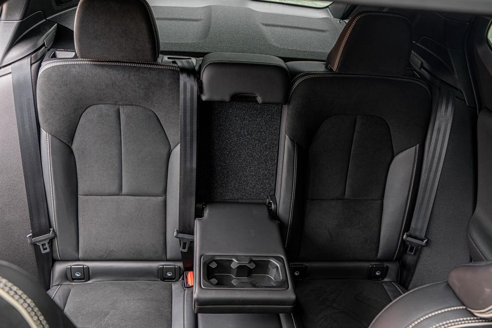 Volvo XC40 Recharge T5 R-Design ปี 2022 รูปที่ 13
