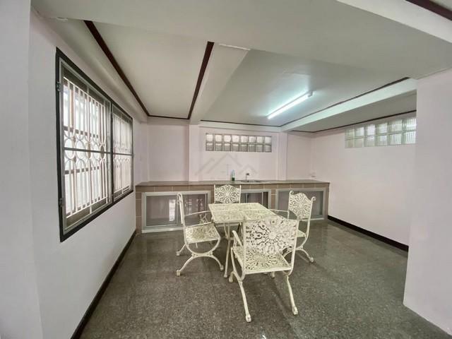 ให้เช่าบ้านเดี่ยว 2 ชั้น 75 ตร.ว. ถนนพระรามเก้าซอย 62 เสรี 8 ใกล้เดอะไนน์ พระราม 9 4