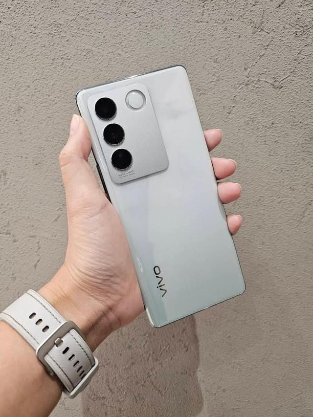 มือถือ Vivo V27 สภาพนางฟ้า