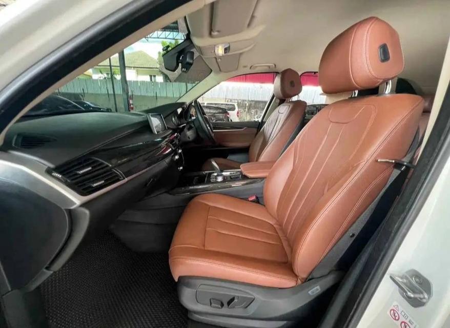 BMW X5 sDrive25d F15 2018SUV หรู ดีเซลเทอร์โบ 218 แรงม้า ขับสบาย ประหยัด 12-14 กม/ลิตร รูปที่ 10