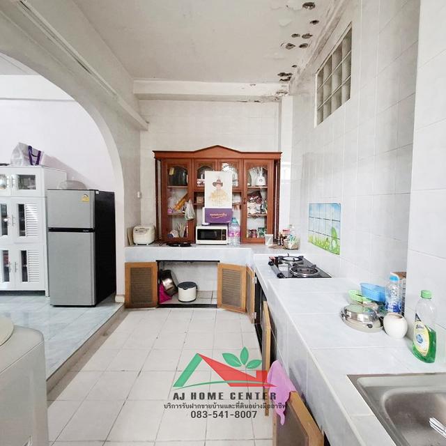 ขายถูก ทาวน์เฮ้าส์31ตรว. หลังริม ม.สวนทองวิลล่า7 ลาดสวาย สภาพดีพร้อมอยู่ ข้างบ้านติดคลอง 6