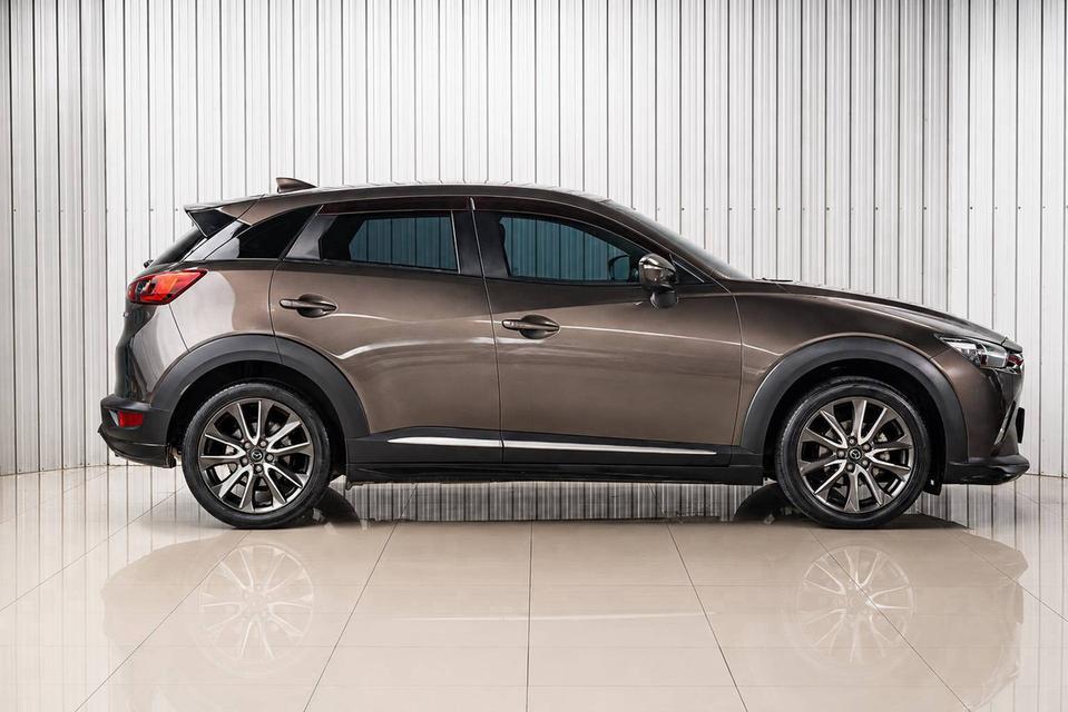 MAZDA CX-3, 2.0 SP ปี 2017 สีน้ำตาล โฉม ปี15-ปัจจุบัน รูปย่อยที่ 4