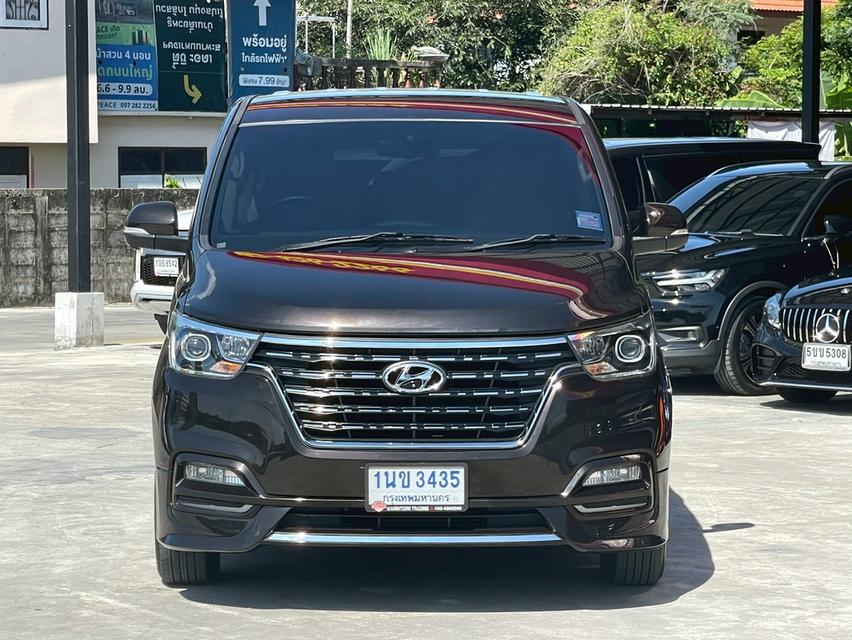 Hyundai H1 2.5Deluxe ปี20 2