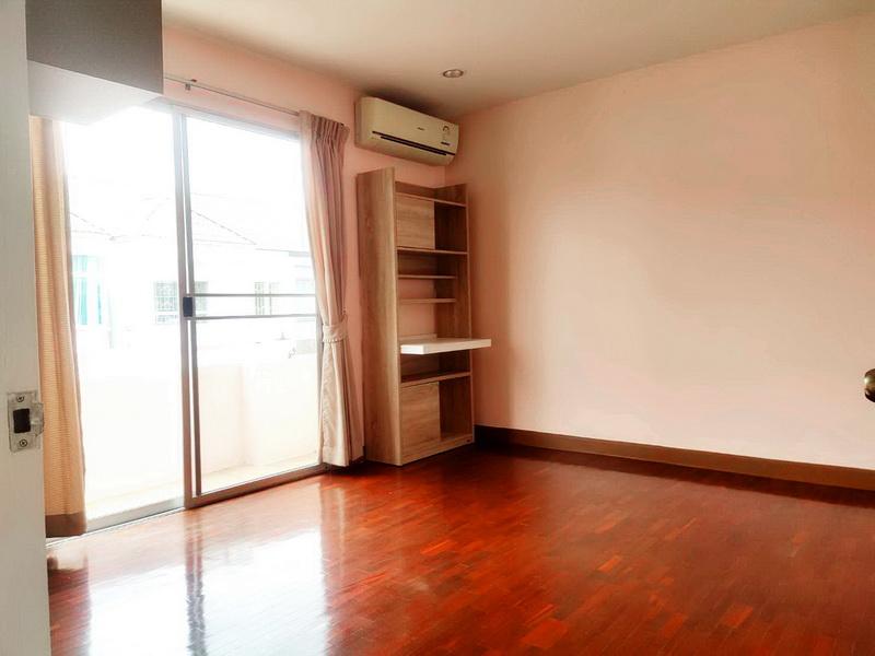 ทาวน์โฮม 3 ชั้น ม.มายโฮมทาวน์ เทพารักษ์ กม.1 BTS สำโรงอินเตอร์เชนจ์ 11