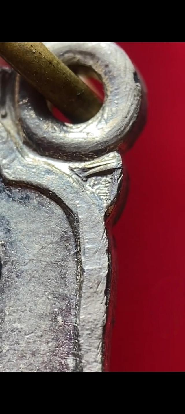 หลวงพ่อกวยหลังหนุมานปี 21 สภาพสวยมากแบ่งปันให้ครับ รูปที่ 9