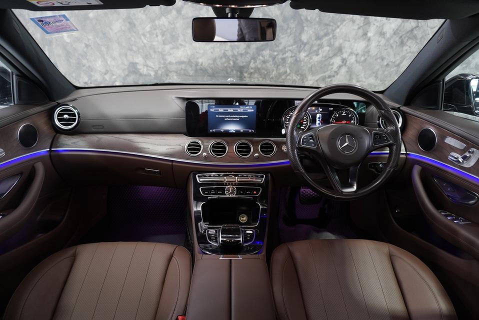 รหัสรถ JRS5379 Mercedes Benz E220d 2016 ดีเซล สีดำ 11